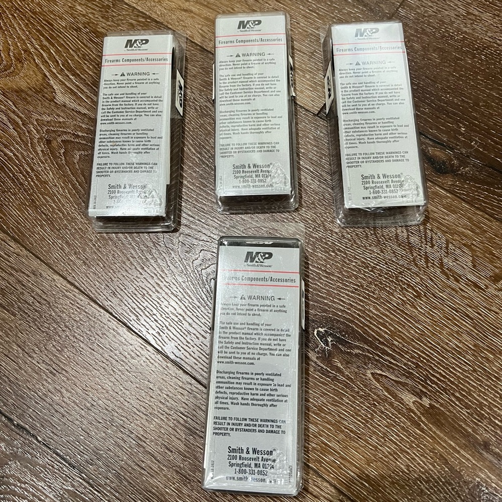 NWT M&P by smith and wesson 9 shield 4 total - Picture 2 of 8